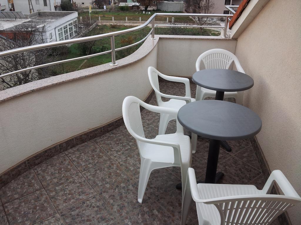 Apartments Angie Biograd Na Moru Quarto foto